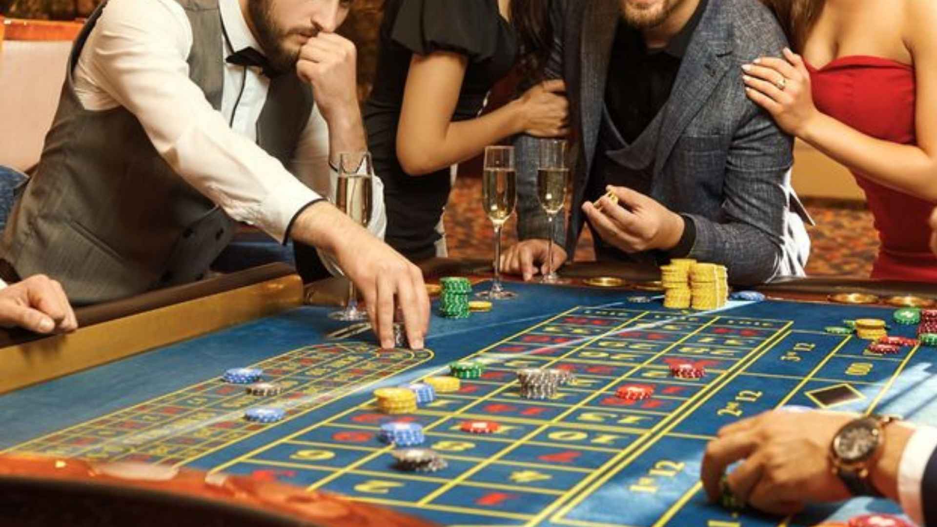 Avoid Common Poker Traps With Confidence
